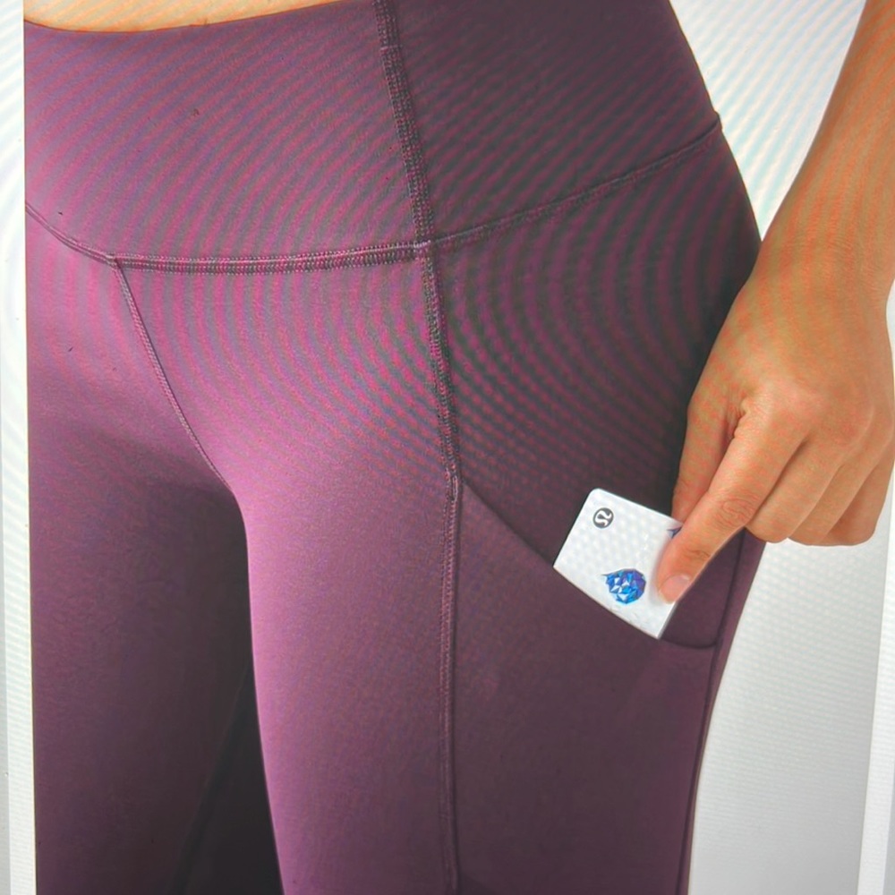Lululemon Speed Tight V